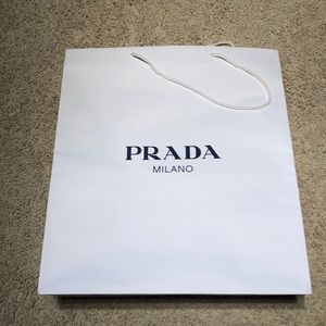 Jumbo Prada shopping bag